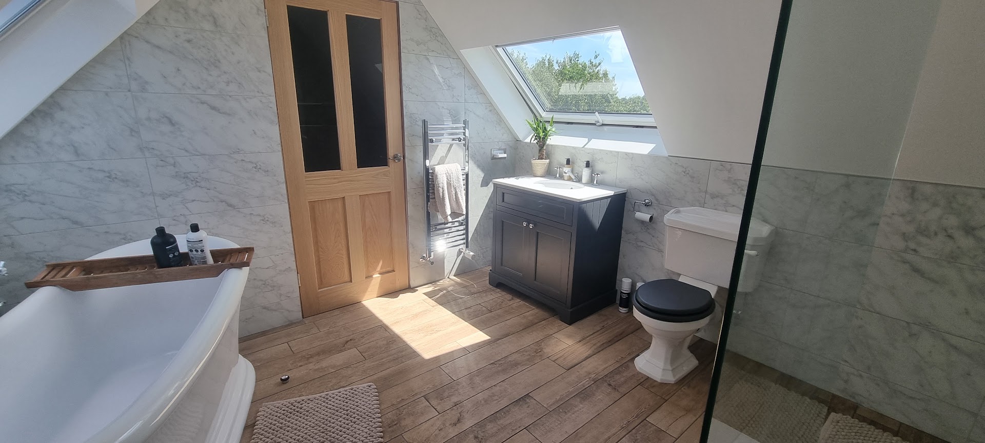 MAYNARD CERAMICS AND BATHROOMS · Photos 4