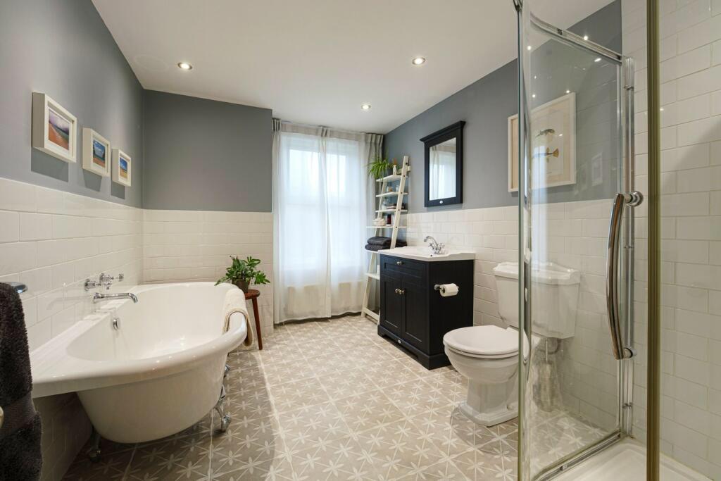 MAYNARD CERAMICS AND BATHROOMS · Photos 7